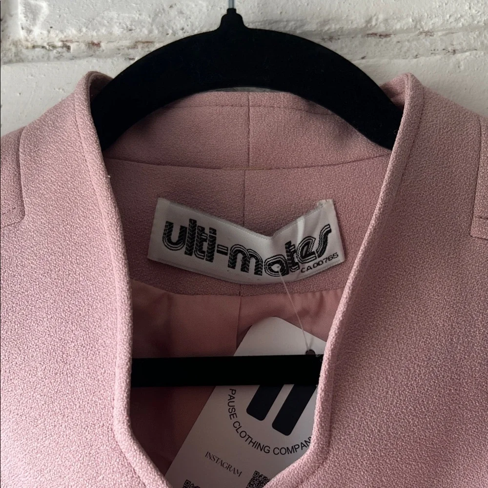 Vintage Pink Collarless Three-Button Blazer - Picture 6 of 9